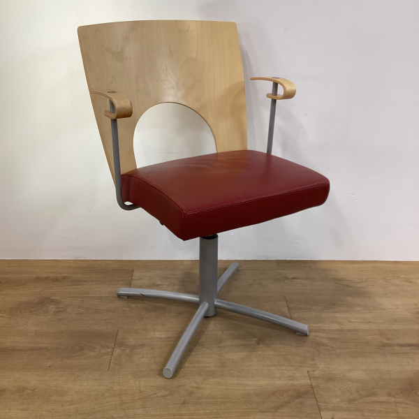 Artikel med ID: 6841 - Konferensstol